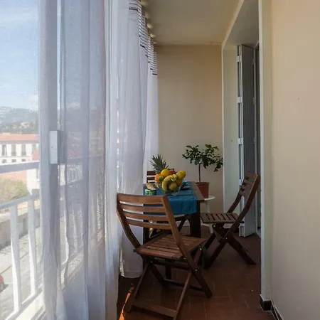 Lejlighed 2 Pieces Avec Balcon *